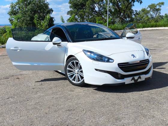 PEUGEOT RCZ 1.6 16V TURBO GASOLINA 2P AUTOMÁTICO PEUGEOT RCZ 1.6 16V TURBO GASOLINA 2P AUTOMÁTICO